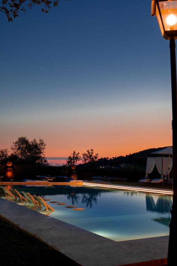 הוילה באנו א-ריפולי Borgo I Vicelli Adults Only Relais מראה חיצוני תמונה