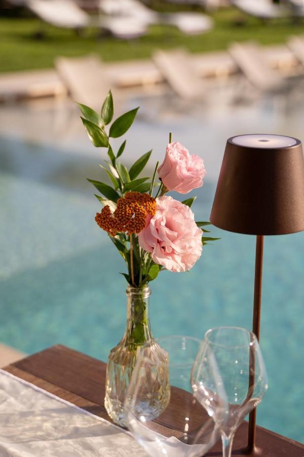 הוילה באנו א-ריפולי Borgo I Vicelli Adults Only Relais מראה חיצוני תמונה