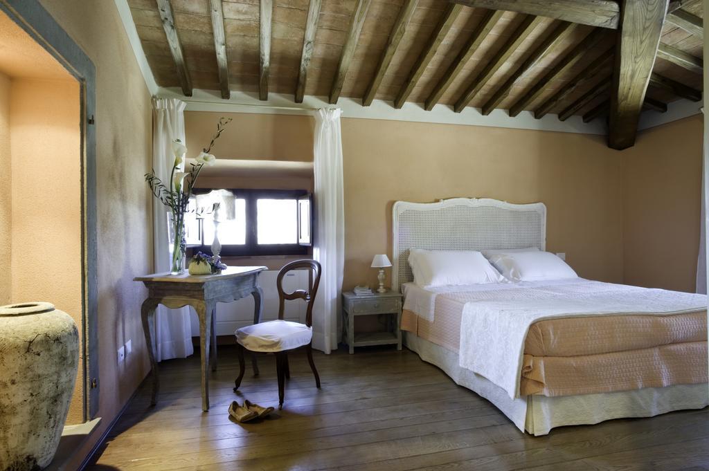 הוילה באנו א-ריפולי Borgo I Vicelli Adults Only Relais מראה חיצוני תמונה
