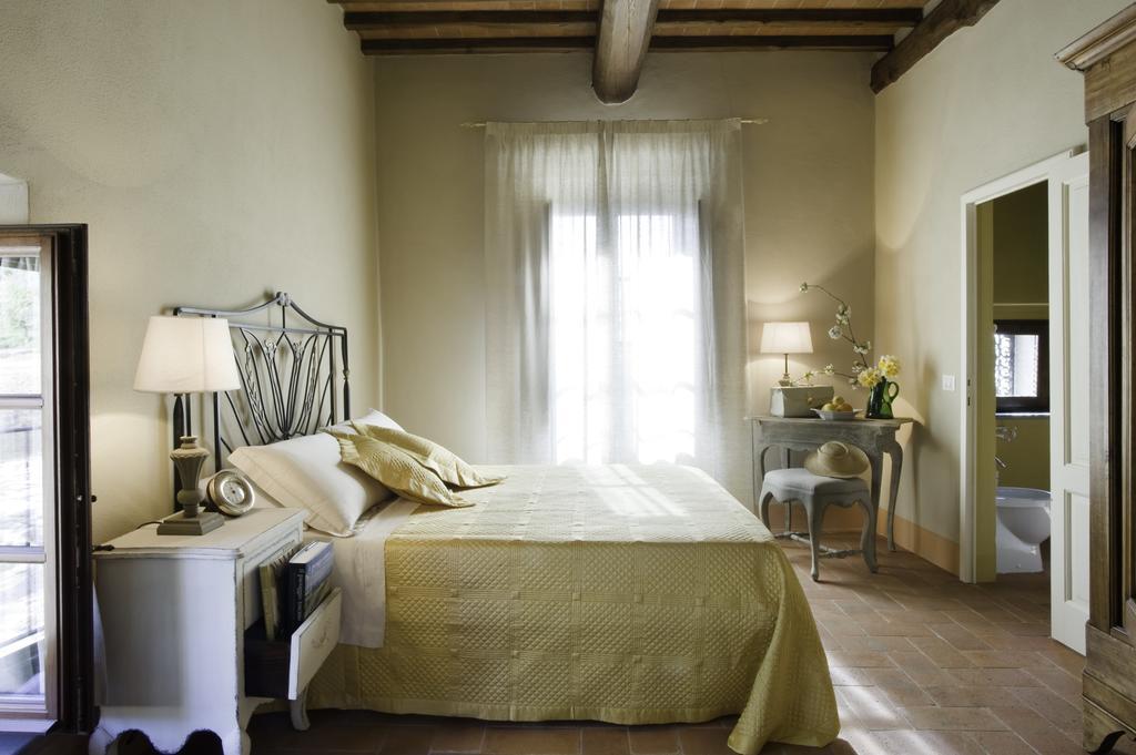הוילה באנו א-ריפולי Borgo I Vicelli Adults Only Relais מראה חיצוני תמונה